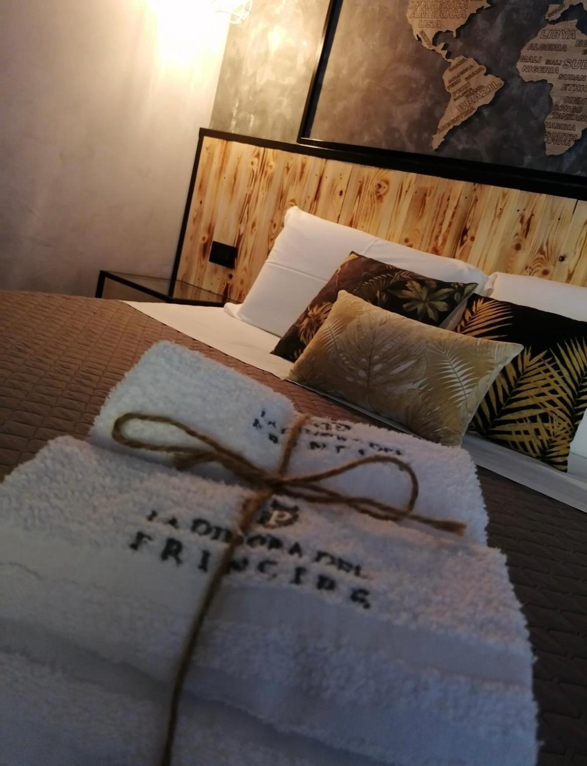 Bed and Breakfast La Dimora Del Principe-Piano Terra Трани Экстерьер фото